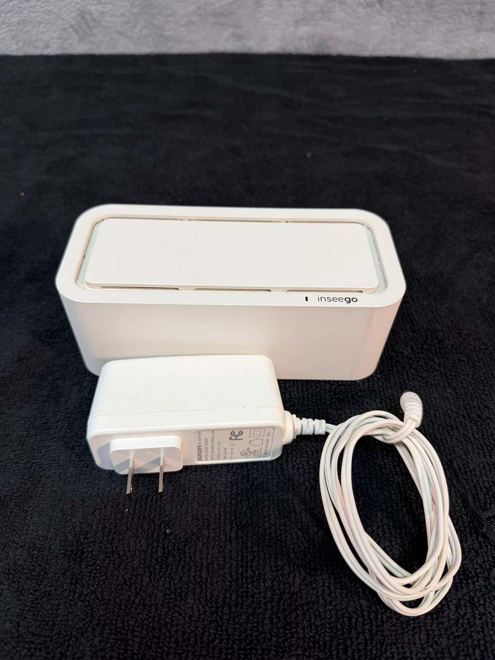 Inseego Wavemaker FX2000 5G Indoor Router with Power Adapter preowned